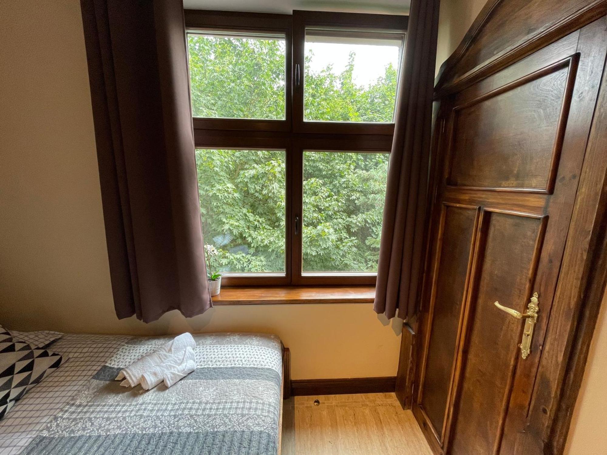 Bed and Breakfast Dworek Oliwski Danzig Exterior foto