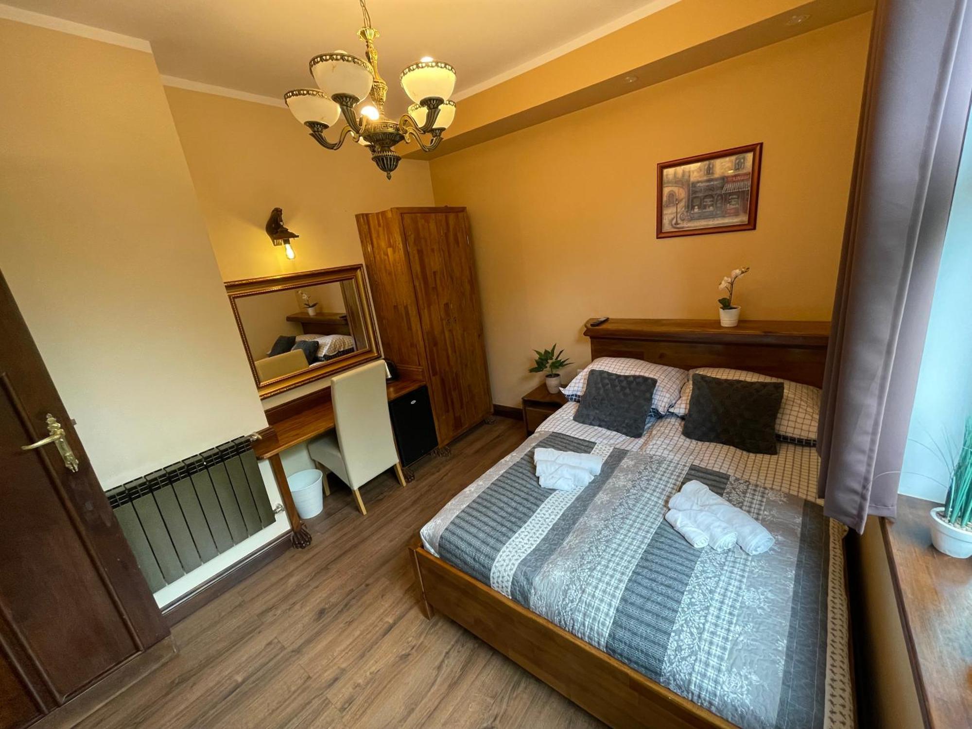Bed and Breakfast Dworek Oliwski Danzig Exterior foto