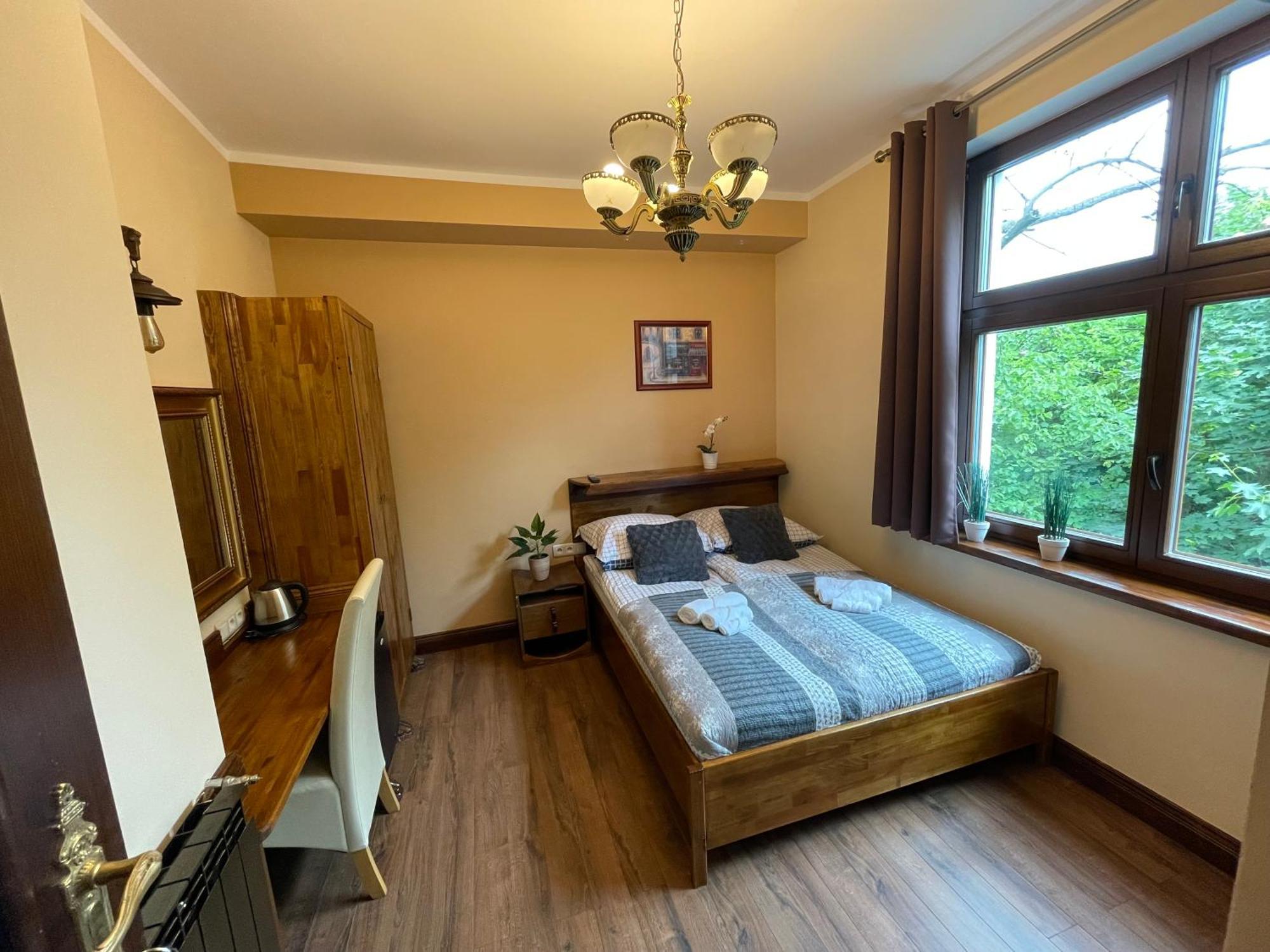 Bed and Breakfast Dworek Oliwski Danzig Exterior foto