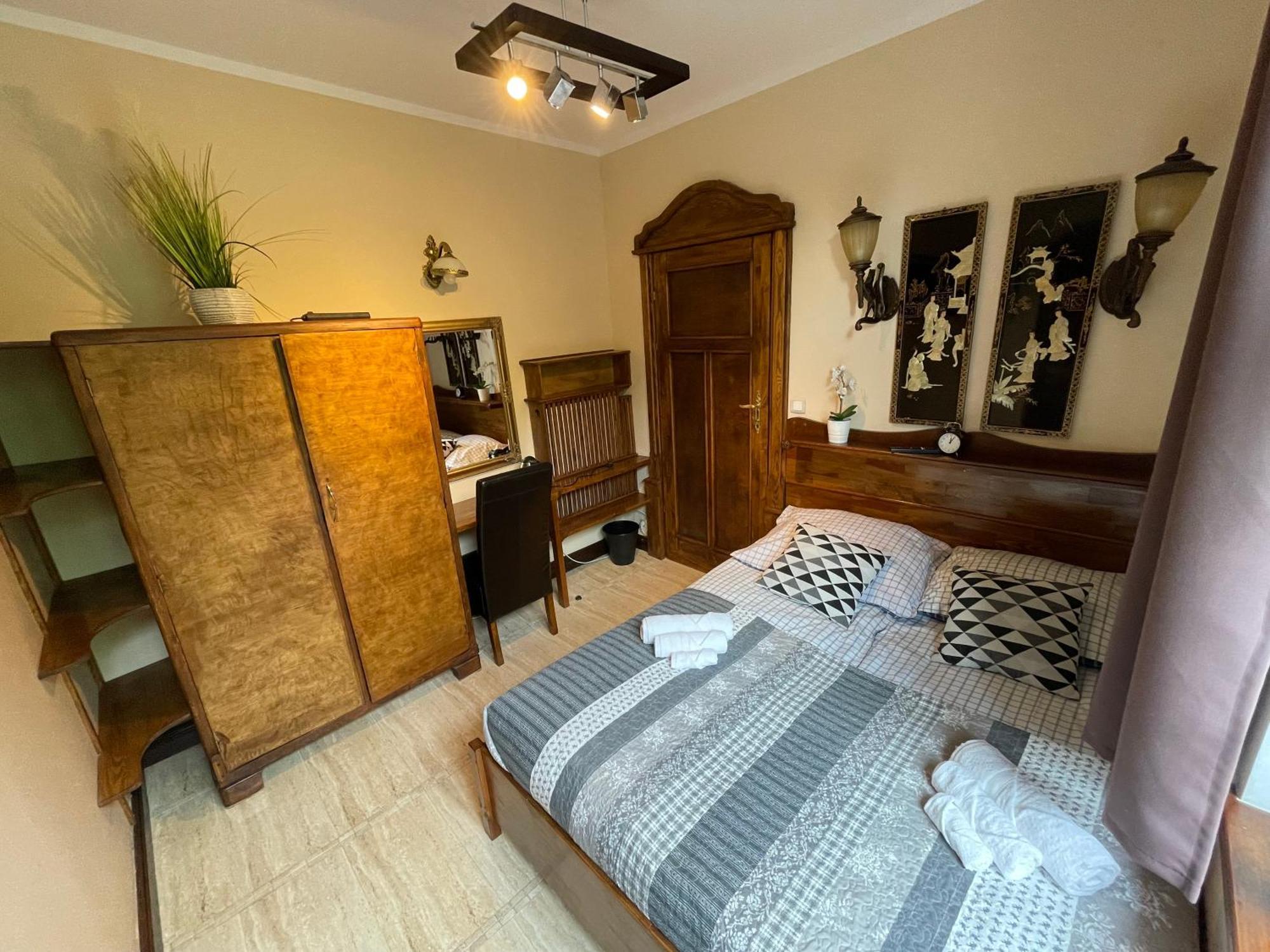 Bed and Breakfast Dworek Oliwski Danzig Exterior foto
