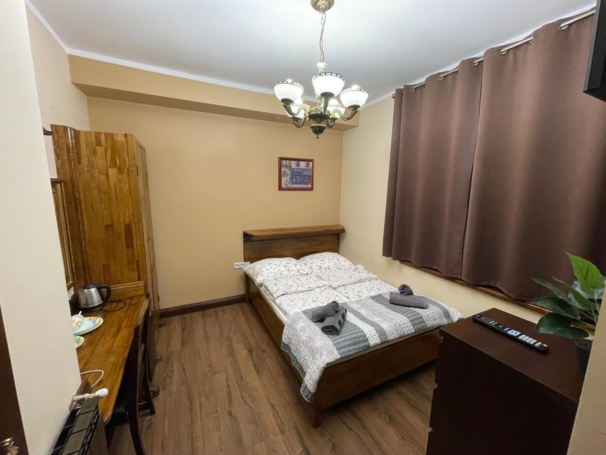 Bed and Breakfast Dworek Oliwski Danzig Exterior foto